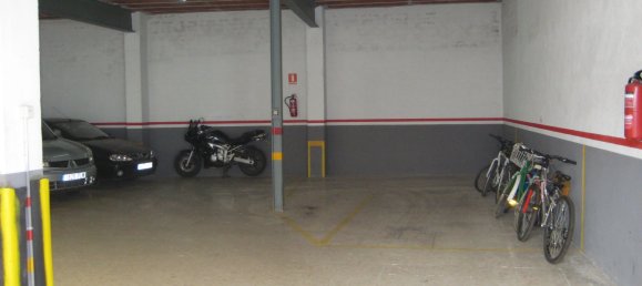 268m² Garage in Malgrat de Mar, Spain No. 63996 6