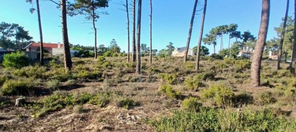 5200m² Land in Almada, Portugal No. 90832 5