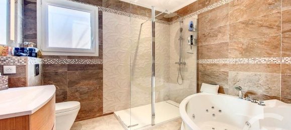 4 bedrooms Villa in Sari-Solenzara, France No. 102886 11