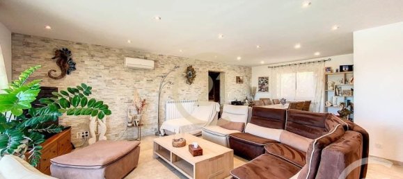 4 bedrooms Villa in Sari-Solenzara, France No. 102886 9