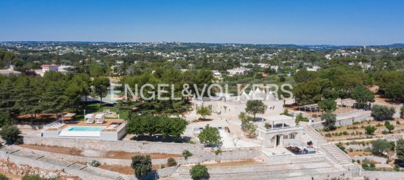 16 bedrooms Villa in Fasano, Italy No. 131947 12