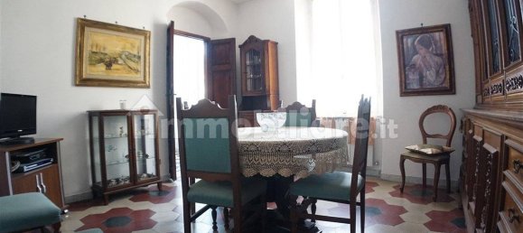 4 bedrooms Apartment in Carrara, Italy No. 263764 2