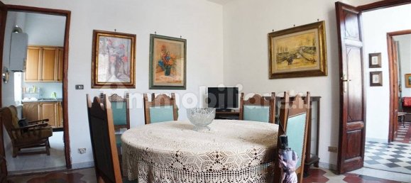 4 bedrooms Apartment in Carrara, Italy No. 263764 3