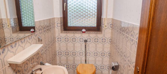 Villa de 6 dormitorios en Gunzburg, Germany No. 311908 7