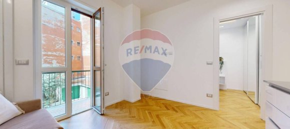 1 chambre Appartement à Milan, Italy No. 379846 2