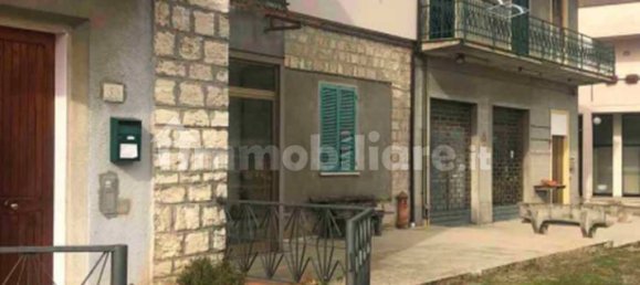 1 room Commercial property in Arezzo, Italy No. 331232 4