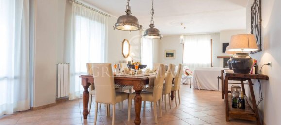 Villa T4 em Passignano sul Trasimeno, Italy N.º 55655 3