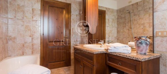 Villa T4 em Passignano sul Trasimeno, Italy N.º 55655 14
