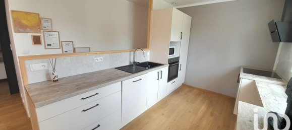 Casa de 3 dormitorios en Veretz, France No. 58674 4