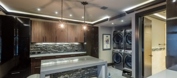 6 bedrooms Condo in Urbanizacion Plantation Village, Puerto Rico No. 21 3