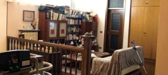 Villa de 6 habitaciónes en Magenta, Italy No. 5588 18