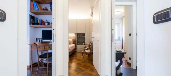 8 Schlafzimmer Wohnung in Genoa, Italy, Nr. 379597 23