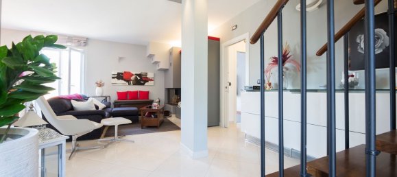 8 Schlafzimmer Wohnung in Genoa, Italy, Nr. 379597 16