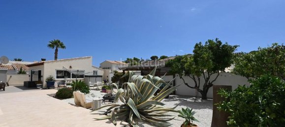 Villa de 4 dormitorios en Alicante, Spain No. 142040 24