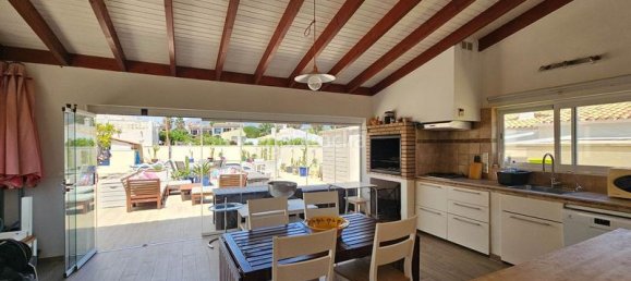 Villa de 4 dormitorios en Alicante, Spain No. 142040 26