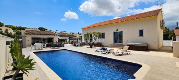 Villa de 4 dormitorios en Alicante, Spain No. 142040 39