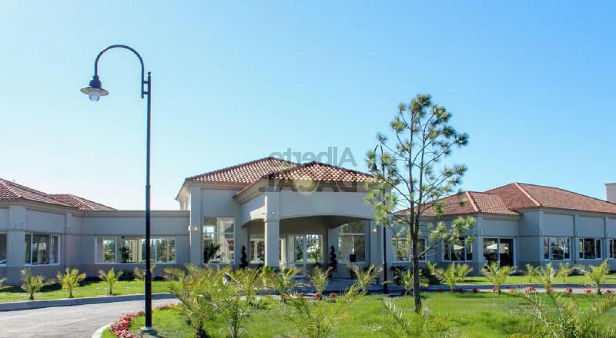  Land in Campo Creado, Argentina No. 39000