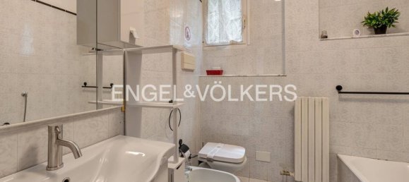 Apartamento de 2 dormitorios en Valmadrera, Italy No. 280194 15