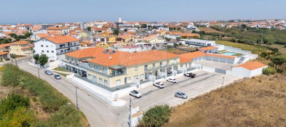 3 Schlafzimmer Haus in Ribamar, Portugal, Nr. 245186 2