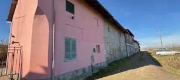 2 Schlafzimmer Haus in Langosco, Italy, Nr. 185275 4