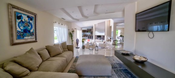 Villa de 7 dormitorios en Mouans-Sartoux, France No. 191098 6