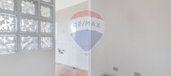 Квартира с 3 спальнями в Рим, Италия № 58240 14