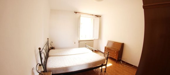 7 rooms Apartment in Fabriano, Italy No. 88596 10