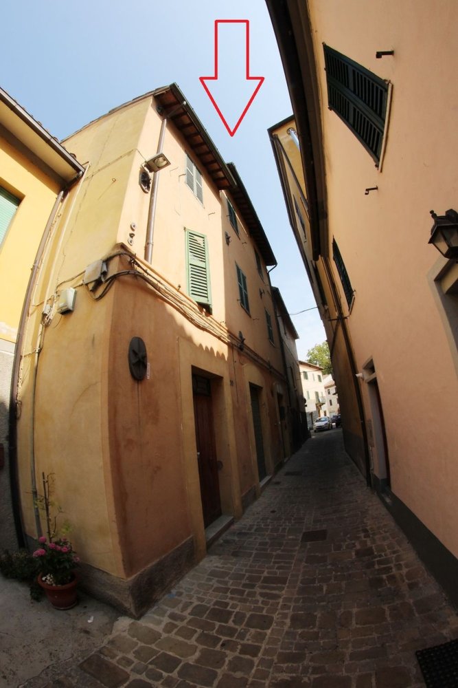 7 rooms Apartment in Fabriano, Italy No. 88596