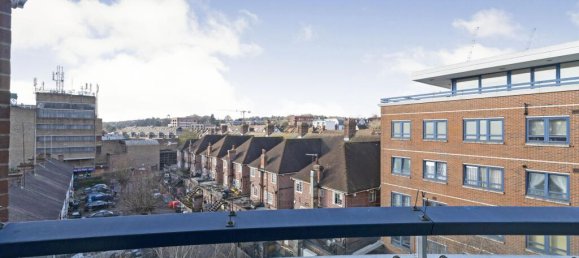 2 bedrooms Apartment in Purley, United Kingdom No. 8069 19