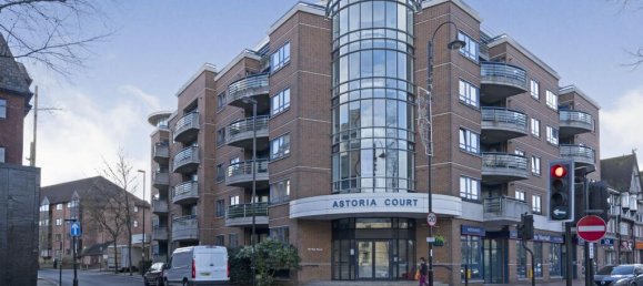 2 bedrooms Apartment in Purley, United Kingdom No. 8069 13