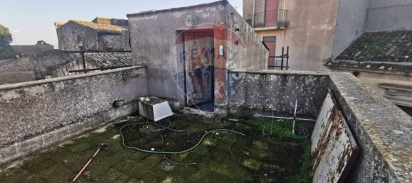 2 bedrooms House in Militello in Val di Catania, Italy No. 63974 48