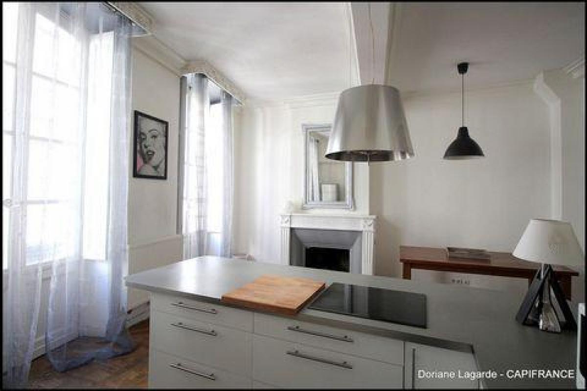 Studio à condo à Bordeaux, France No. 4285