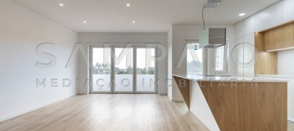 3 bedrooms Apartment in Fanzeres, Portugal No. 81636 5