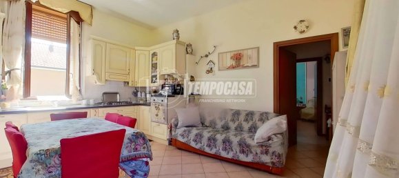 2 bedrooms Apartment in Seregno, Italy No. 309430 4