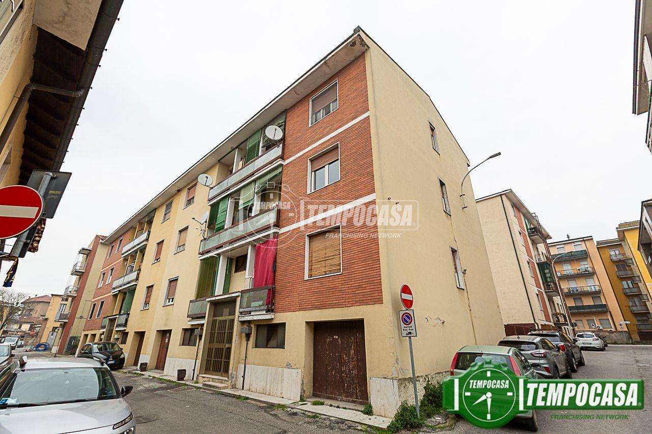 Apartamento de 3 habitaciónes en Casalpusterlengo, Italy No. 13769