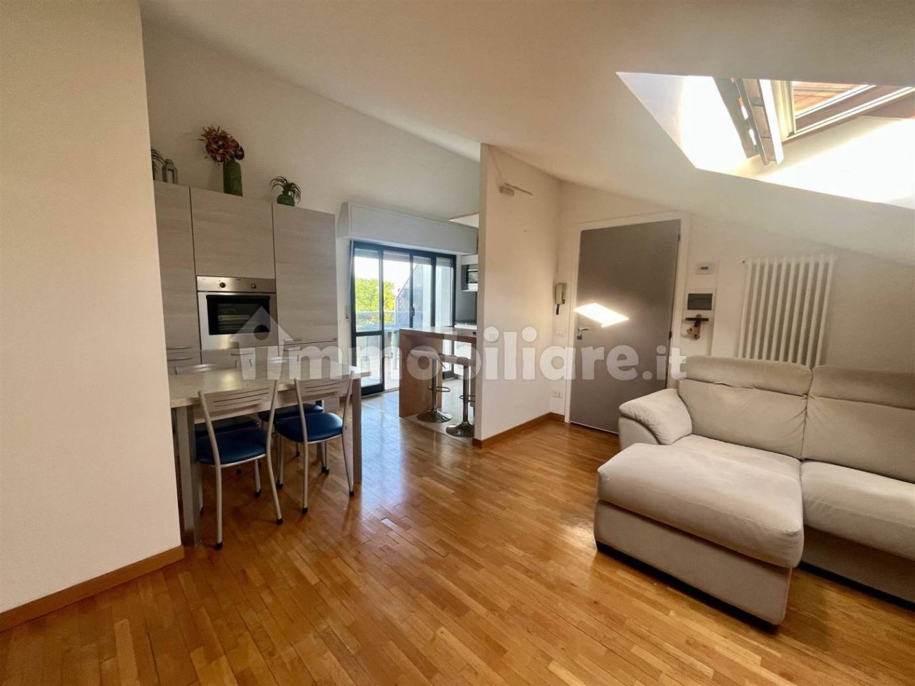 Квартира с 1 спальней в Мондольфо, Италия № 344605