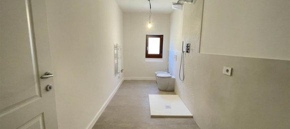 Apartamento de 8 dormitorios en Florence, Italy No. 348022 8