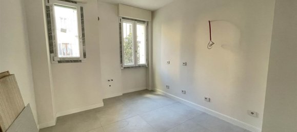 Apartamento de 8 dormitorios en Florence, Italy No. 348022 14
