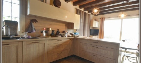 5 bedrooms House in Nancay, France No. 156481 10