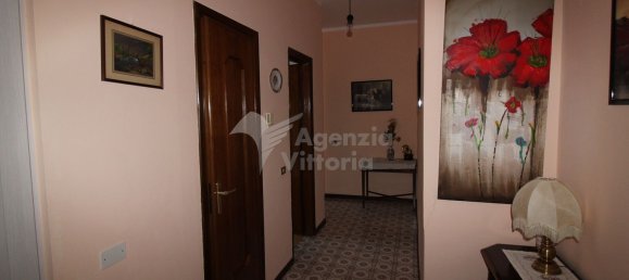2-salle Appartement à Ceriale, Italy No. 296055 9