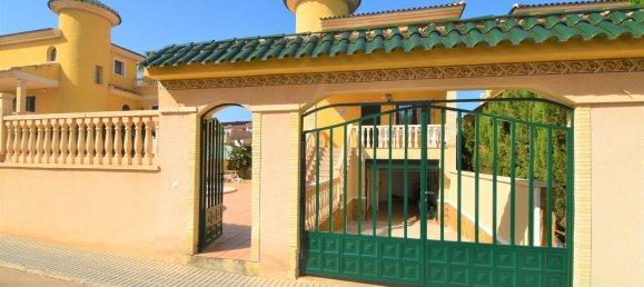 4 bedrooms House in Alicante, Spain No. 160275 2