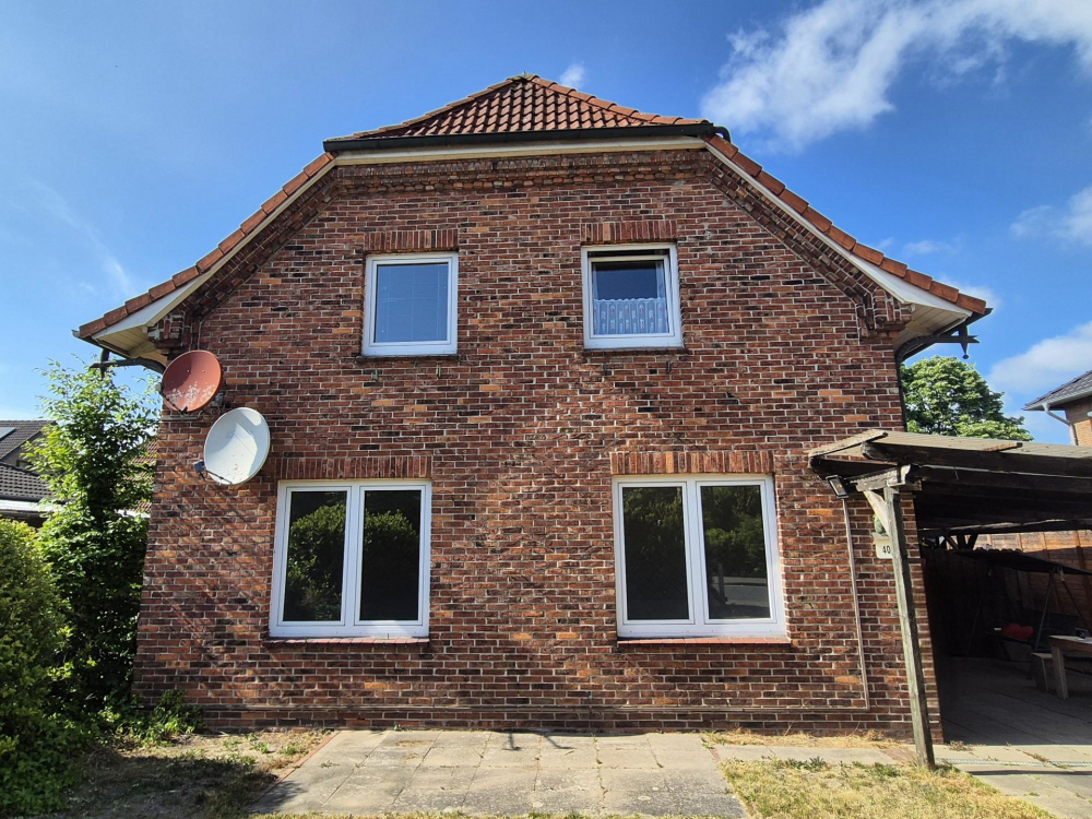 Apartamento de 3 habitaciónes en Oldenburg, Germany No. 219355