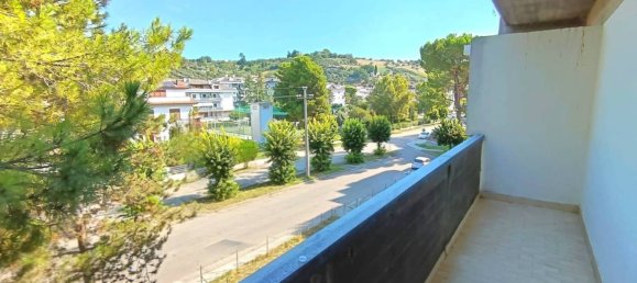 3 غرف نوم شقة في Bellante, Italy رقم 341342 14