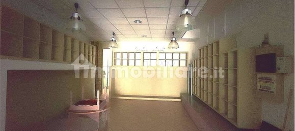3 rooms Commercial property in Venice, Italy No. 364010 3