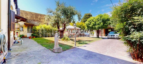 5-Zimmer Wohnung in Luzzara, Italy, Nr. 313585 2