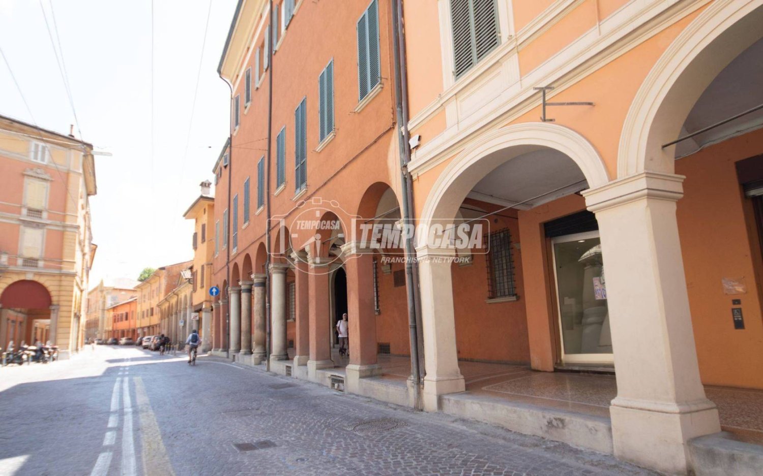 Studio à Bologna, Italy No. 59358