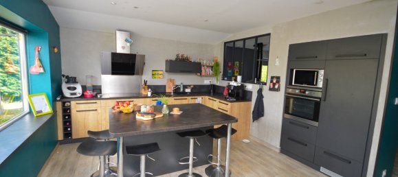 2 Schlafzimmer Haus in Chantonnay, France, Nr. 277981 2