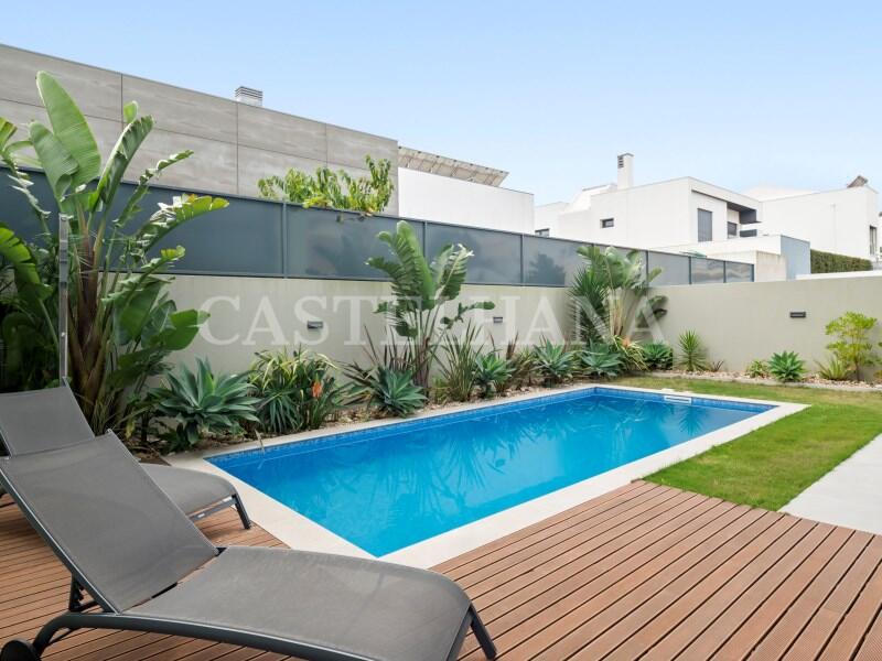 3 Schlafzimmer Villa in Cascais, Portugal, Nr. 109613