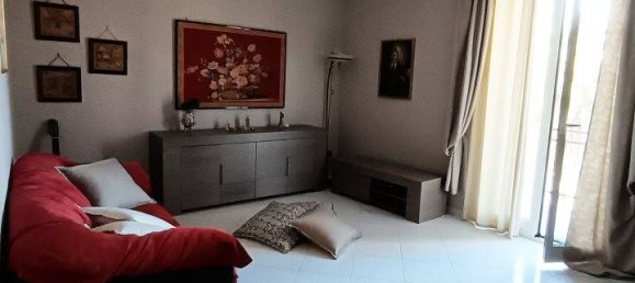 4 Schlafzimmer Wohnung in Santa Flavia, Italy, Nr. 266640 9