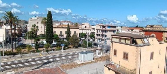 4 Schlafzimmer Wohnung in Santa Flavia, Italy, Nr. 266640 33